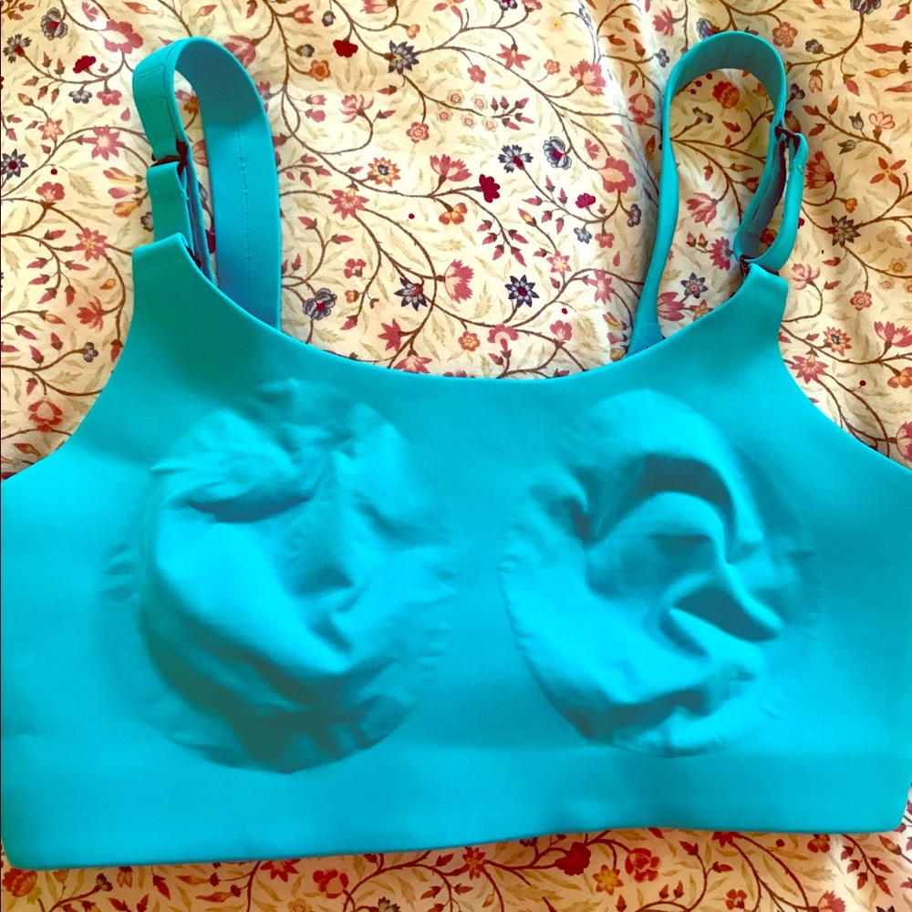 Lululemon Booby Bracer Bra VVVGUC
